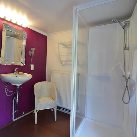 In Ardennes With Heated Pool *