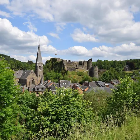 In Ardennes With Heated Pool Feriehus